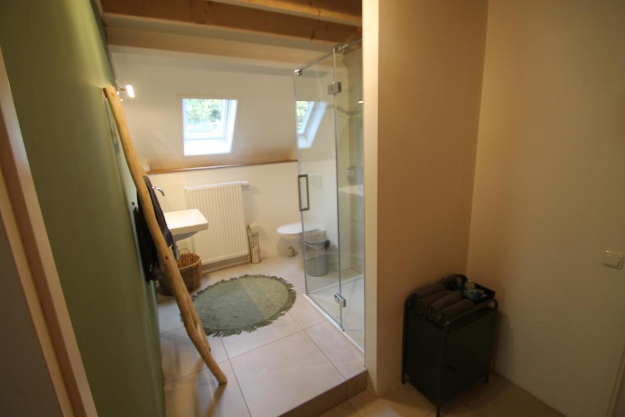 Karin's Kruidenhoeve Kamille Met Finse Sauna * Lutten